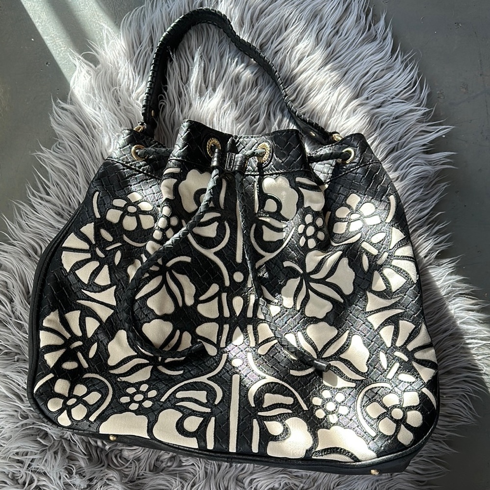ANTONIO MELANI Black and White Geometric Shoulder Bag